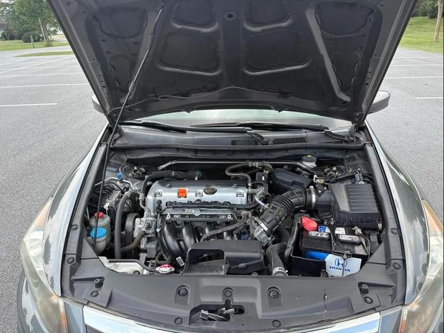 Photo of 2011 Polished Metal Metallic Honda Accord