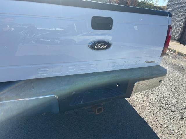 Photo of 2015 White Ford F-250