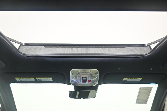 Photo of 2025 Uyuni White Genesis GV80
