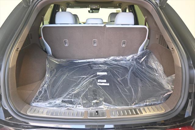 Photo of 2026 Vik Black Genesis GV70