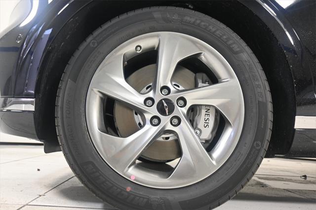 Photo of 2026 Vik Black Genesis GV70