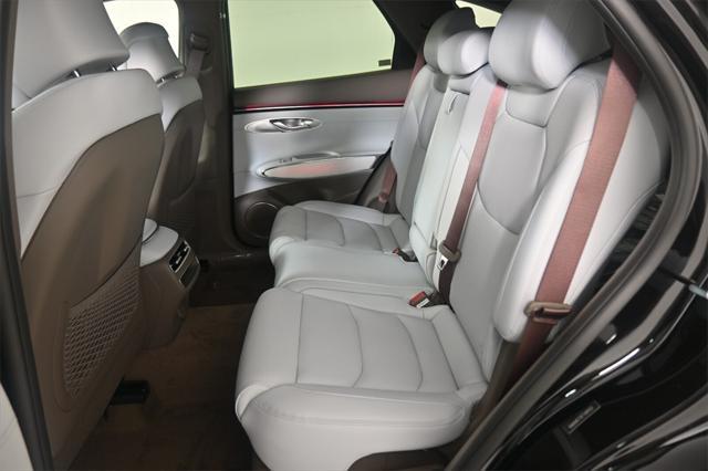 Photo of 2026 Vik Black Genesis GV70