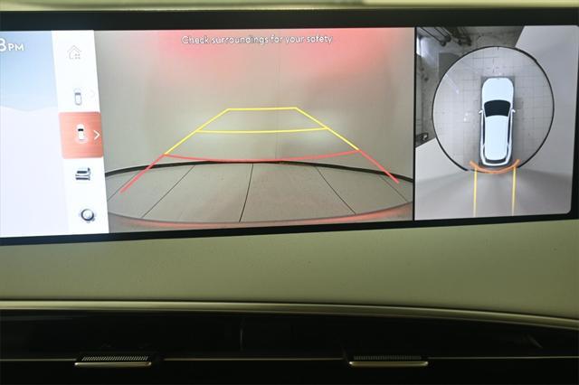 Photo of 2026 Vik Black Genesis GV70