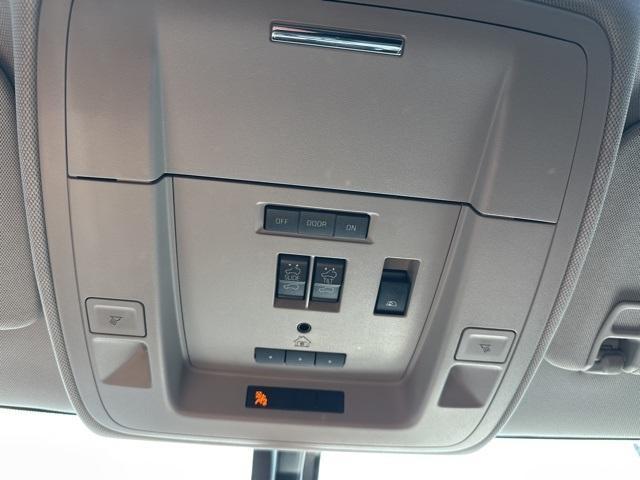 Photo of 2018 Blue Chevrolet Silverado 1500