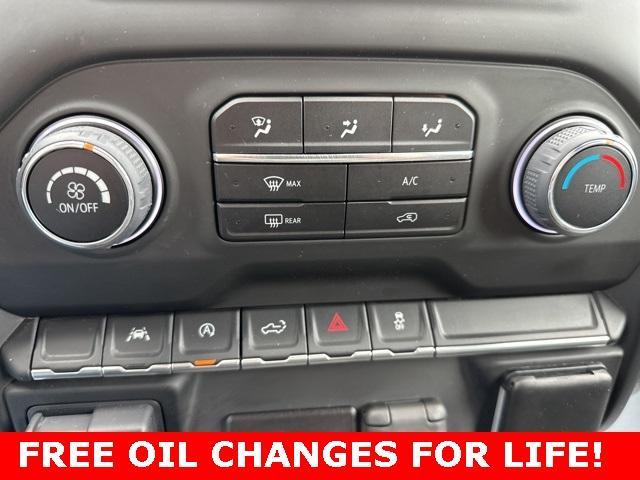Photo of 2023 Black Chevrolet Silverado 1500