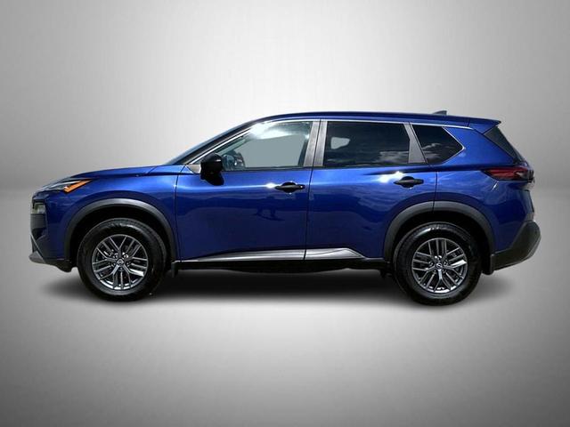 Photo of 2022 Caspian Blue Metallic Nissan Rogue
