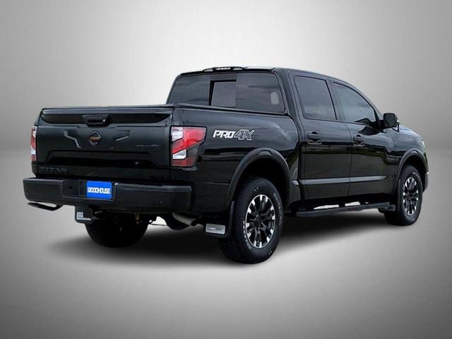 Photo of 2020 Super Black Nissan Titan