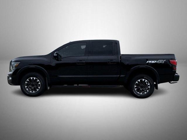 Photo of 2020 Super Black Nissan Titan