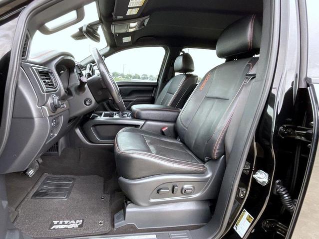 Photo of 2020 Super Black Nissan Titan