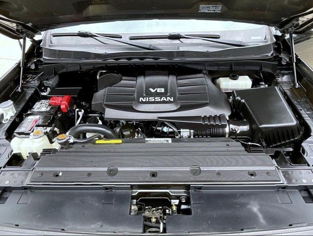 Photo of 2020 Super Black Nissan Titan