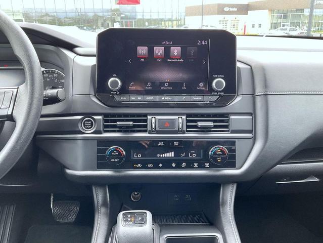 Photo of 2023 Super Black Nissan Pathfinder