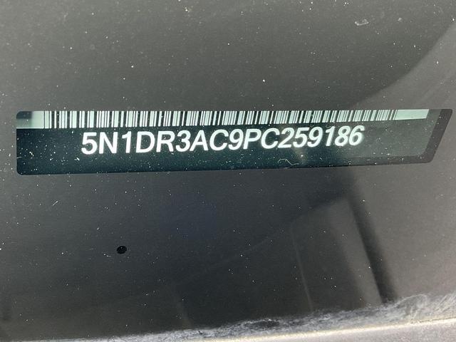 Photo of 2023 Super Black Nissan Pathfinder