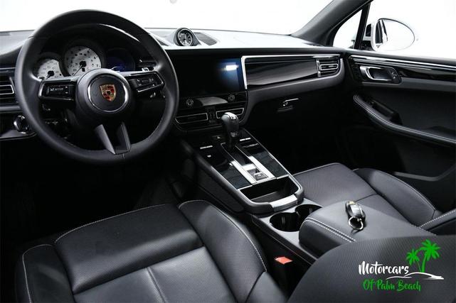 Photo of 2025 White Porsche Macan