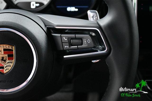 Photo of 2025 White Porsche Macan