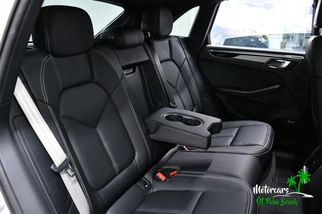 Photo of 2025 White Porsche Macan