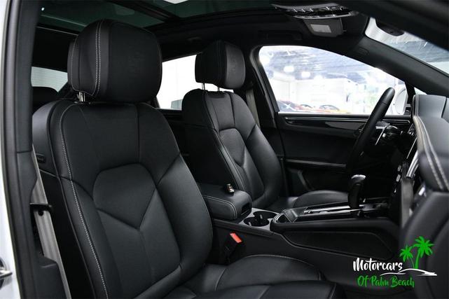Photo of 2025 White Porsche Macan