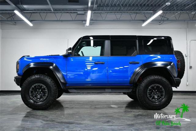 Photo of 2024 Velocity Blue Metallic Ford Bronco