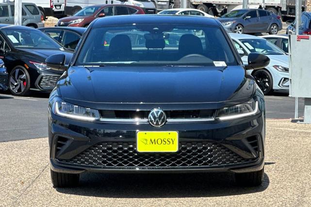 Photo of 2025 Deep Black Pearl Effect Volkswagen Jetta