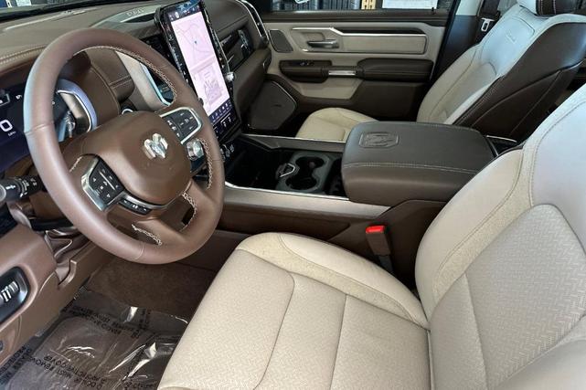 Photo of 2025 Diamond Black RAM 1500