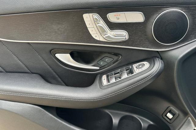 Photo of 2022  Mercedes-Benz GLC 300