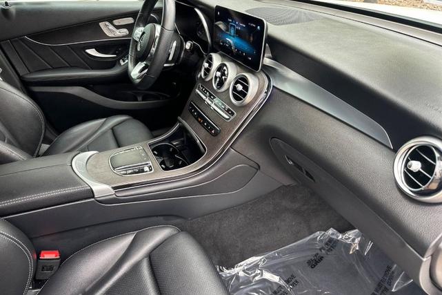 Photo of 2022  Mercedes-Benz GLC 300