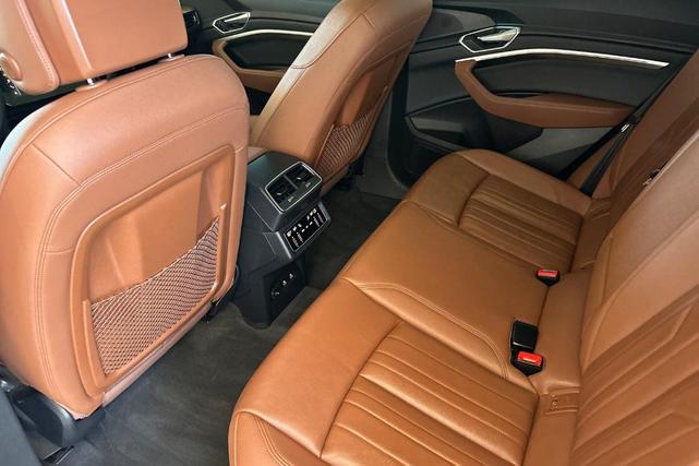 Photo of 2022 Glacier White Metallic Audi e-tron