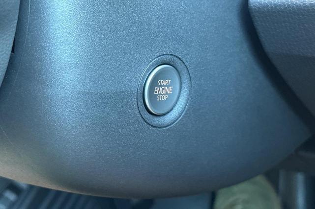 Photo of 2025 Deep Black Pearl Effect Volkswagen ID.4