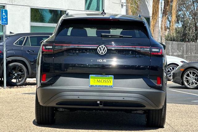 Photo of 2025 Deep Black Pearl Effect Volkswagen ID.4