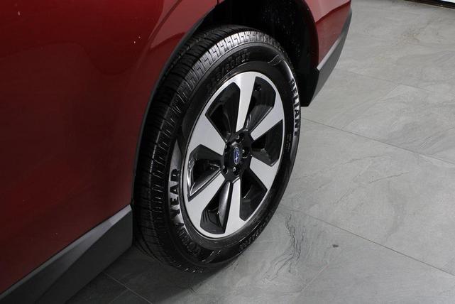 Photo of 2018 Venetian Red Pearl Subaru Forester