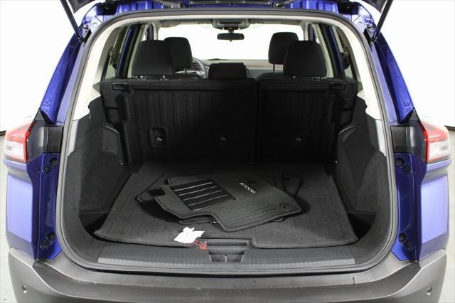 Photo of 2023 Caspian Blue Metallic Nissan Rogue