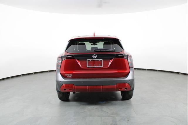Photo of 2025 Scarlet Ember Tintcoat Nissan Kicks
