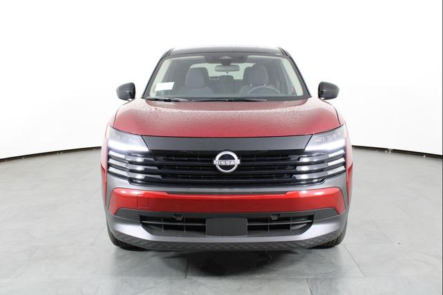 Photo of 2025 Scarlet Ember Tintcoat/Super Black Nissan Kicks