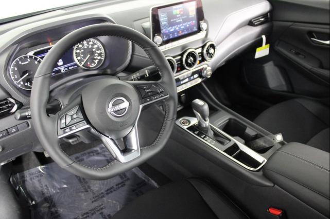 Photo of 2025 Super Black Nissan Sentra