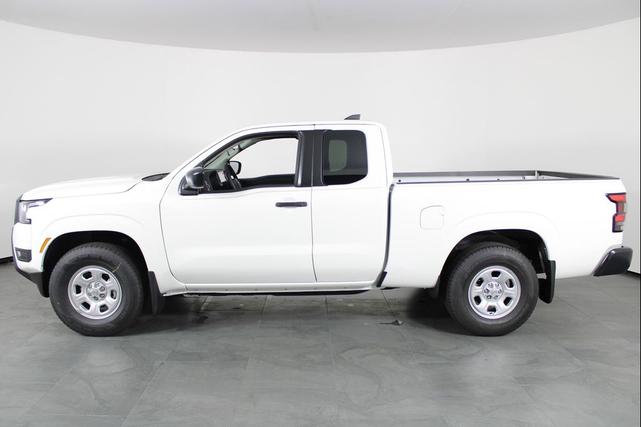 Photo of 2026 Glacier White Nissan Frontier