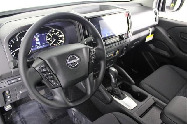 Photo of 2026 Glacier White Nissan Frontier