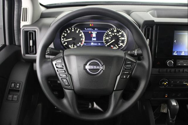 Photo of 2026 Glacier White Nissan Frontier