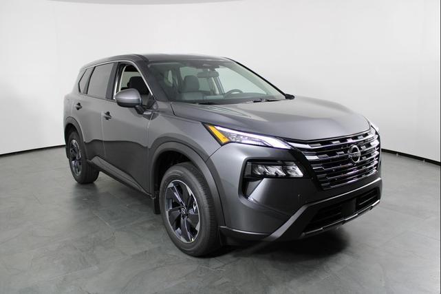 Photo of 2026 Gun Metallic Nissan Rogue