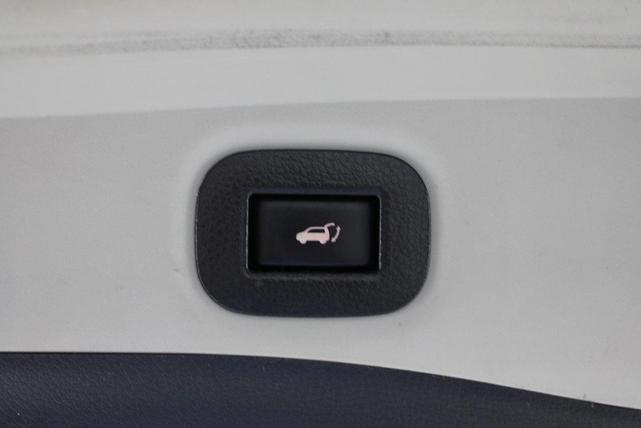 Photo of 2019 Magnetic Black Pearl Nissan Rogue