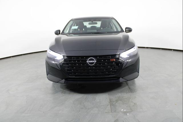 Photo of 2025 Super Black Nissan Sentra