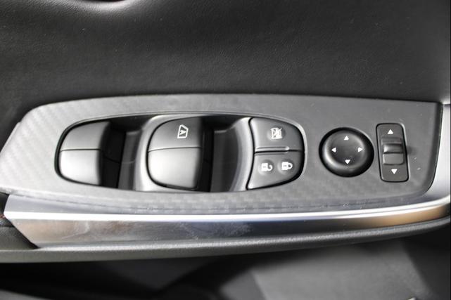 Photo of 2025 Super Black Nissan Sentra