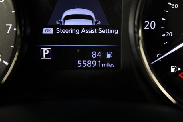 Photo of 2019 Pearl White Tricoat Nissan Rogue