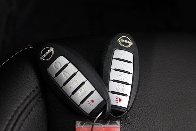 Photo of 2023 Scarlet Ember Tintcoat Nissan Altima