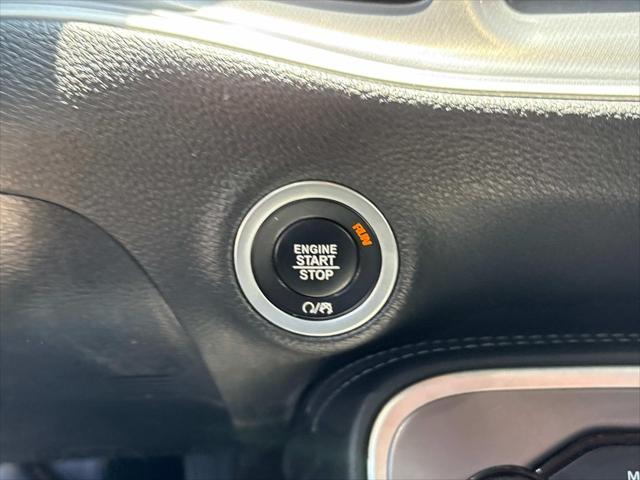 Photo of 2022 White Knuckle Clearcoat Dodge Challenger