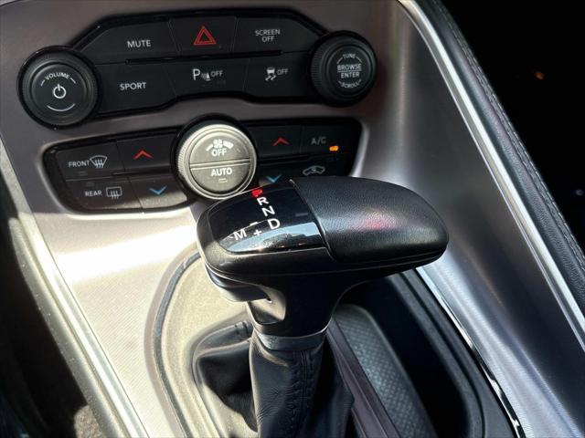 Photo of 2022 White Knuckle Clearcoat Dodge Challenger