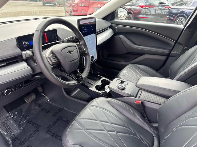 Photo of 2023 Space White Metallic Ford Mustang Mach-E