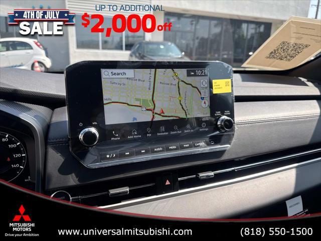 Photo of 2025 Gray Mitsubishi Outlander PHEV