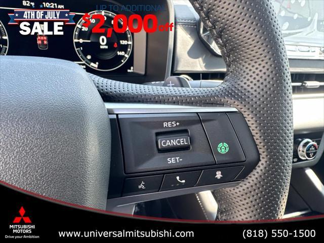 Photo of 2025 Gray Mitsubishi Outlander PHEV
