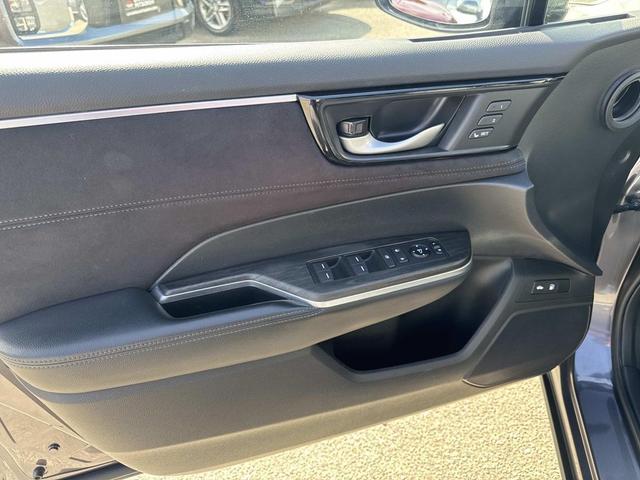 Photo of 2019 Modern Steel Metallic Honda Clarity Plug-In Hybrid