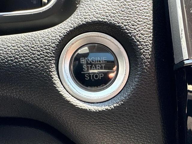 Photo of 2022 Obsidian Blue Pearl Honda CR-V