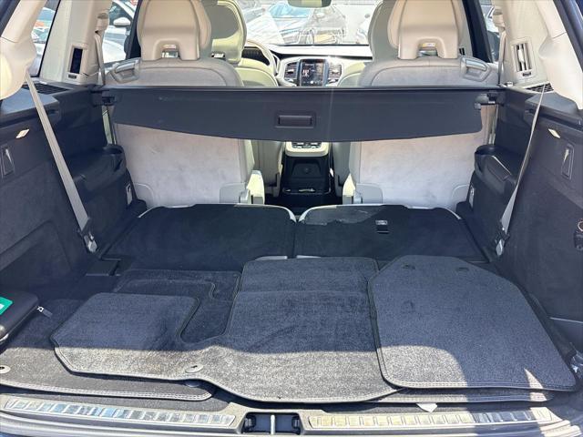 Photo of 2025 Denim Blue Metallic Volvo XC90 Plug-In Hybrid